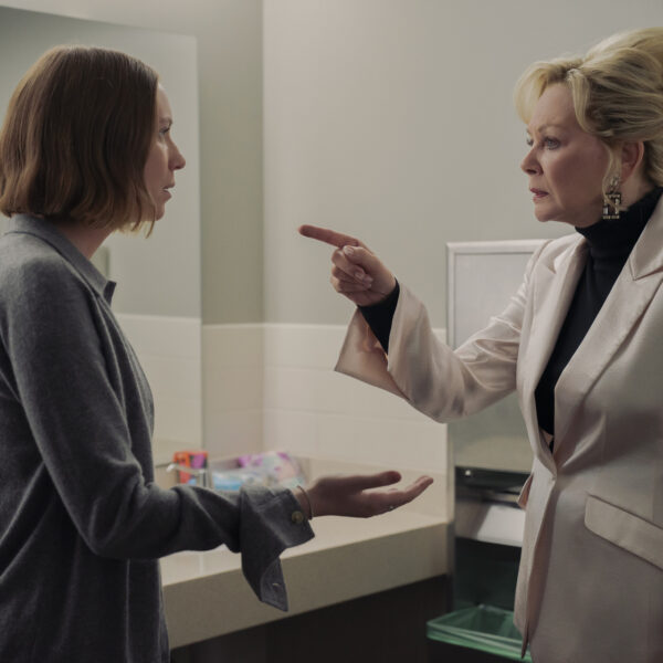 hannah einbinder jean smart 3