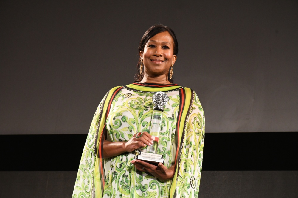 Nicole Avant