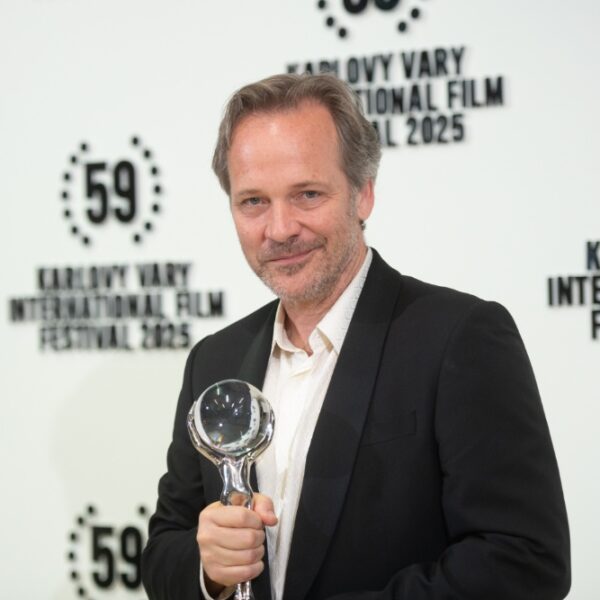 Peter Sarsgaard 1