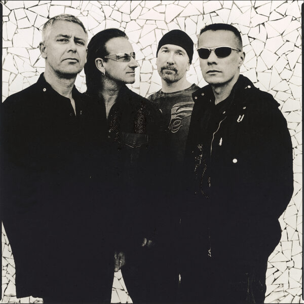 U2 photo credit Anton Corbijn875664