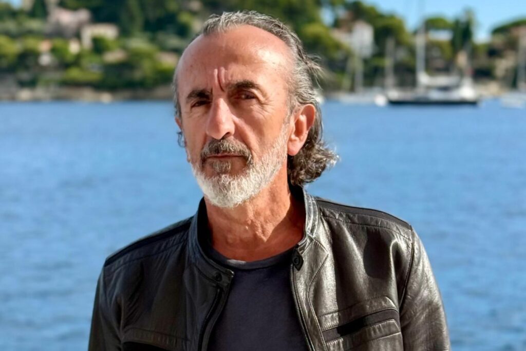 MixCollage 29 Sep 2025 12 47 AM 1910