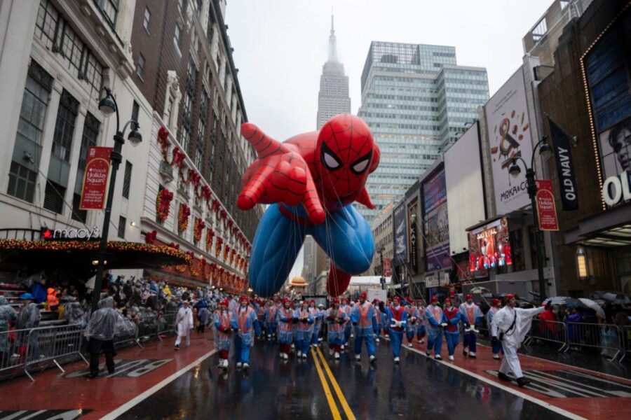 Macys Thanksgiving Day Parade Spider Man Getty Featured