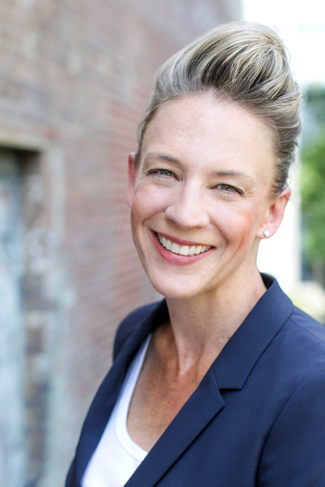 Brown Janet Headshot