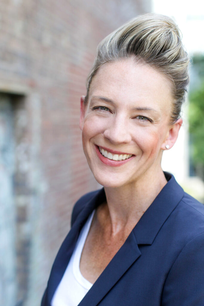 Brown Janet Headshot